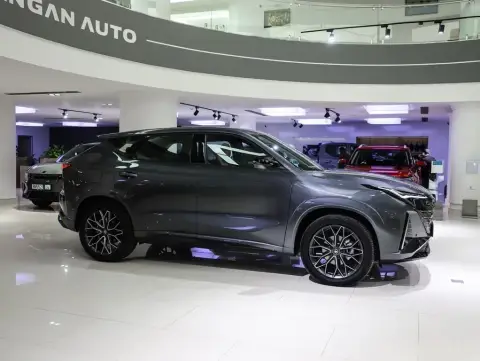 Changan Uni-Z 2025 — миниатюра 2