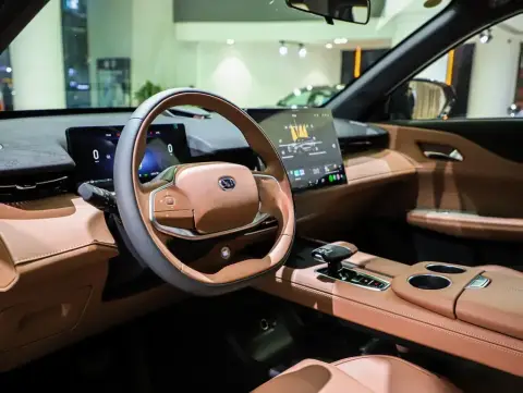 Changan Uni-Z 2025 — миниатюра 8