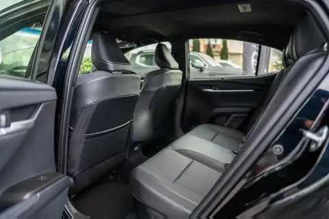 Toyota Camry 2026 — миниатюра 10