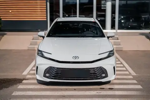 Toyota Camry 2026 — миниатюра 3