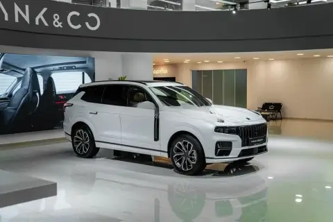 Lynk & Co 09 2025 — миниатюра 3
