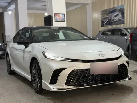 Toyota Camry 2026 — миниатюра 6
