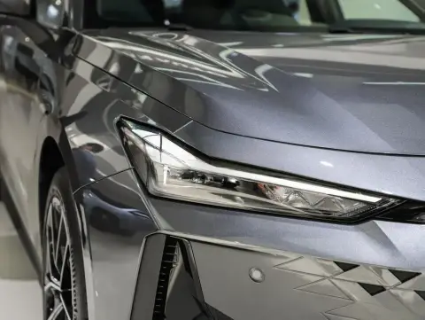 Changan Uni-V iDD 2025 — миниатюра 6