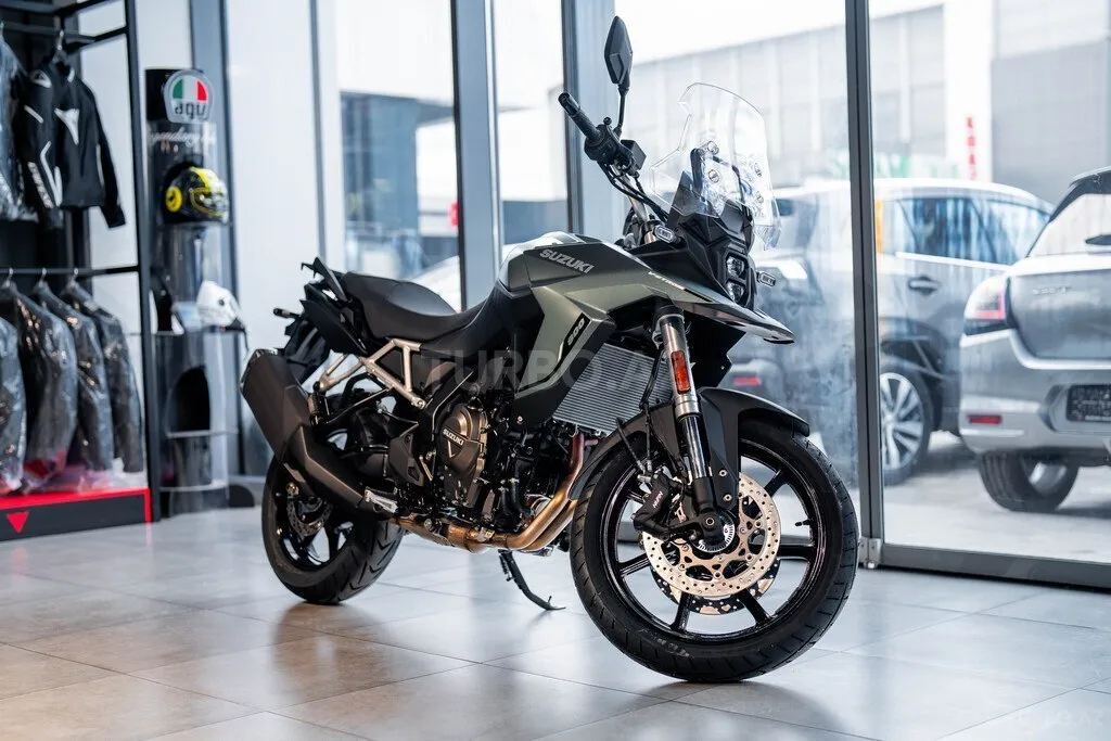Suzuki V-Strom 800 RQ 2025 — фото 1 из 8