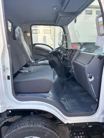 Isuzu NPR 75 K 2025 — миниатюра 4