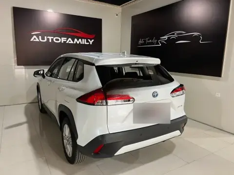 Toyota Corolla Cross 2025 — миниатюра 4