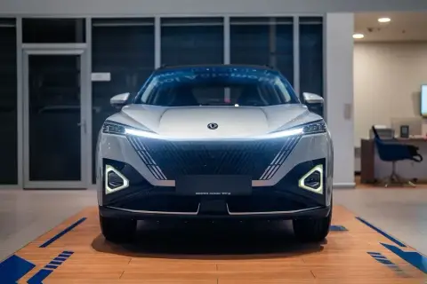 Dongfeng Aeolus Mage HEV 2026 — миниатюра 3