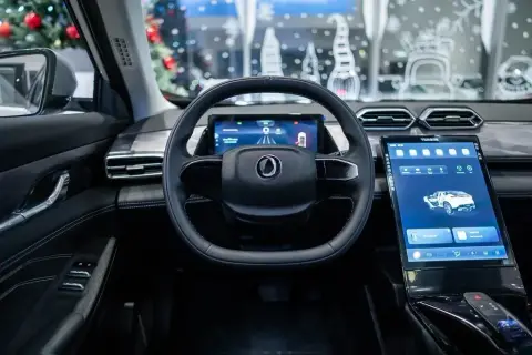 Dongfeng Aeolus Mage HEV 2026 — миниатюра 8