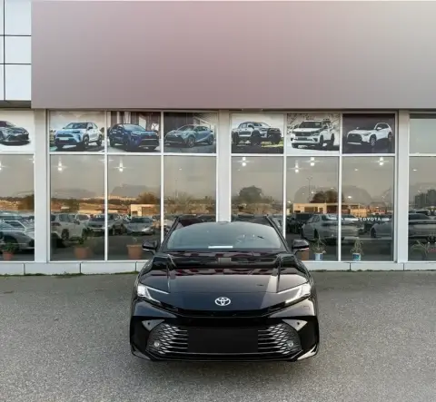 Toyota Camry 2026 — миниатюра 4