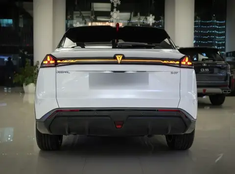 Changan Deepal S07 2025 — миниатюра 5