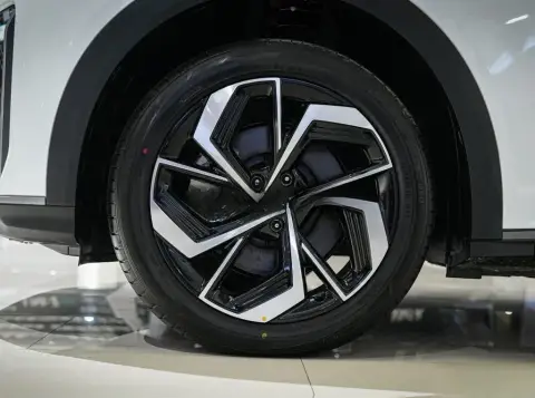 Changan Deepal S07 2025 — миниатюра 9