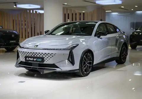 Changan Uni-V iDD 2025 — миниатюра 4