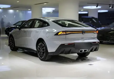 Changan Uni-V iDD 2025 — миниатюра 7