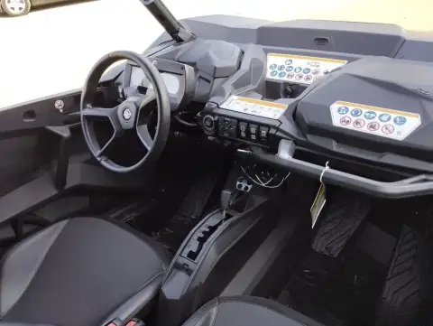 BRP Commander MAX XT-P 1000R 2025 — миниатюра 7