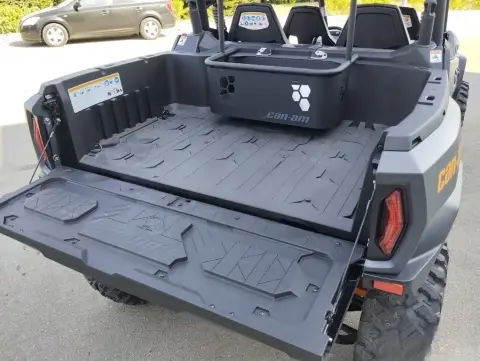 BRP Commander MAX XT-P 1000R 2025 — миниатюра 8