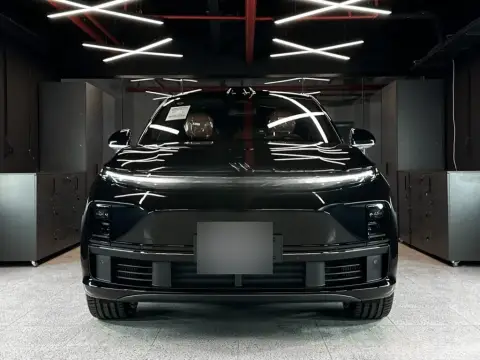 Li Auto L7 2025 — миниатюра 2