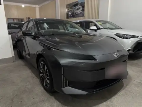 Changan Qiyuan A05 2025 — миниатюра 4
