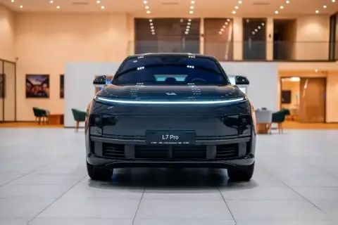 Li Auto L7 2025 — миниатюра 8