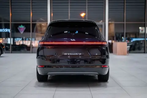 Li Auto L9 2025 — миниатюра 6
