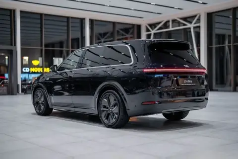 Li Auto L9 2025 — миниатюра 7