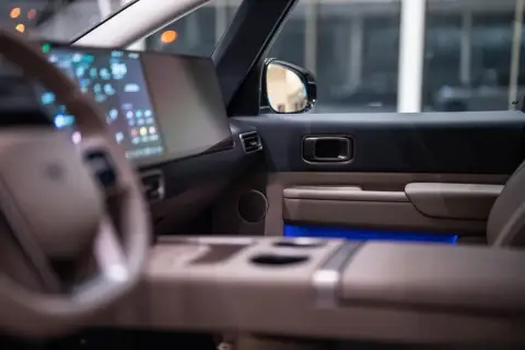 Li Auto Mega 2025 — миниатюра 9