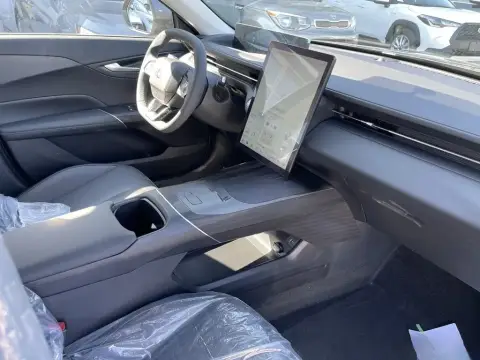 Changan Qiyuan A05 2025 — миниатюра 9