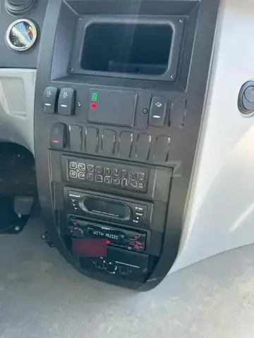 Isuzu Turkuaz 2025 — миниатюра 10