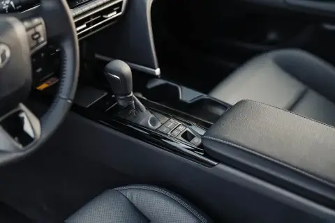 Toyota Camry 2026 — миниатюра 8