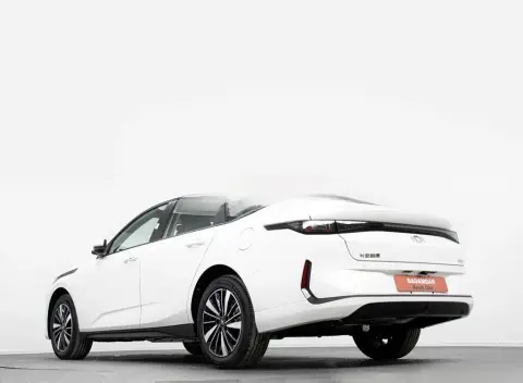 Changan Qiyuan A05 2025 — миниатюра 3