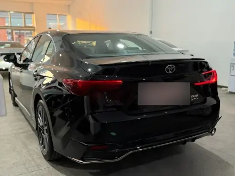 Toyota Camry 2026 — миниатюра 8