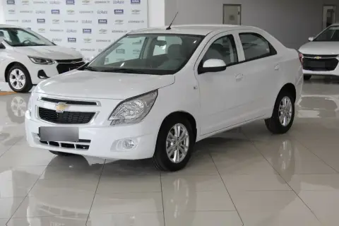 Chevrolet Cobalt 2026 — миниатюра 2