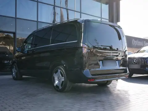 Mercedes-Benz V 250 2025 — миниатюра 8