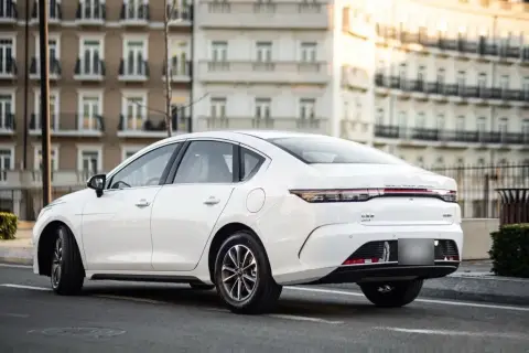 BYD Destroyer 05 2025 — миниатюра 5