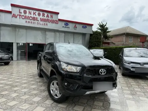 Toyota Hilux 2025 — миниатюра 2