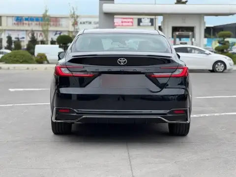 Toyota Camry 2025 — миниатюра 6