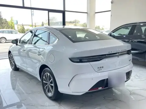 BYD Destroyer 05 2025 — миниатюра 9
