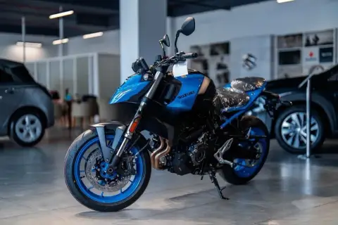 Suzuki GSX-8S 2025 — миниатюра 3