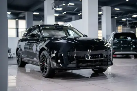 Seres Aito M5 2025 — миниатюра 10