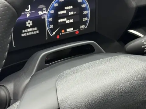 Toyota Camry 2026 — миниатюра 8