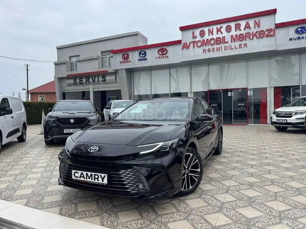Toyota Camry 2026 — фото 1 из 10