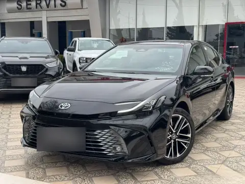 Toyota Camry 2026 — миниатюра 4