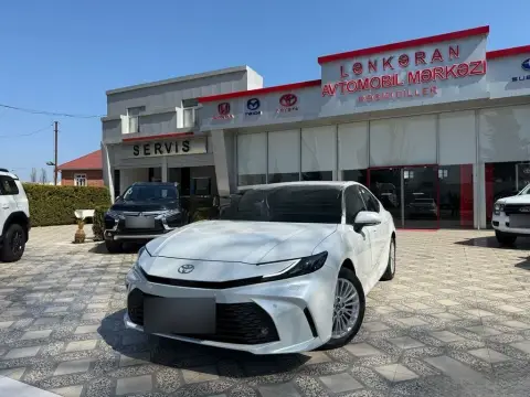 Toyota Camry 2026 — миниатюра 1