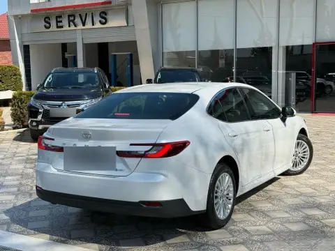 Toyota Camry 2026 — миниатюра 7