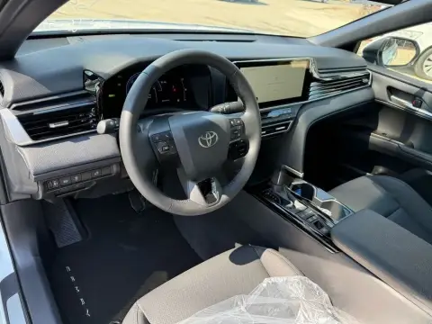 Toyota Camry 2026 — миниатюра 10