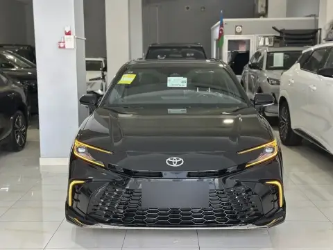 Toyota Camry 2026 — миниатюра 2