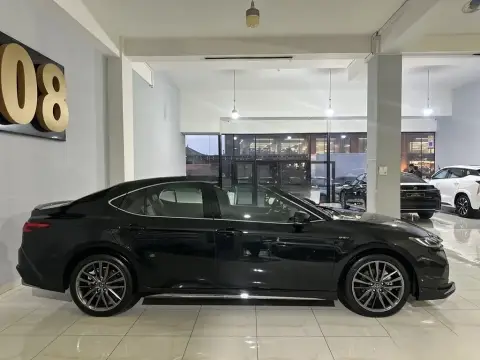 Toyota Camry 2026 — миниатюра 7