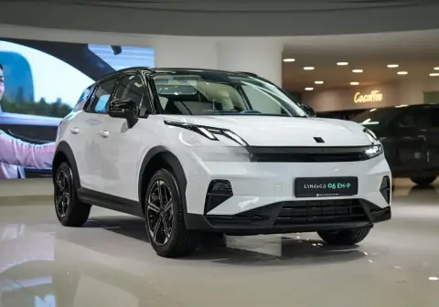 Lynk & Co 06 2025 — миниатюра 1