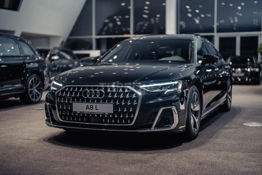 Audi A8 2026 — фото 1 из 10