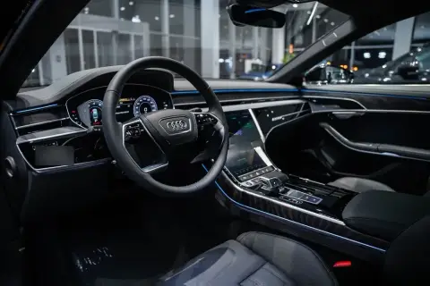 Audi A8 2026 — миниатюра 7
