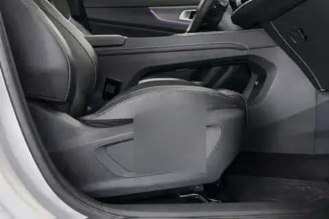 Changan Qiyuan Q05 2025 — миниатюра 10